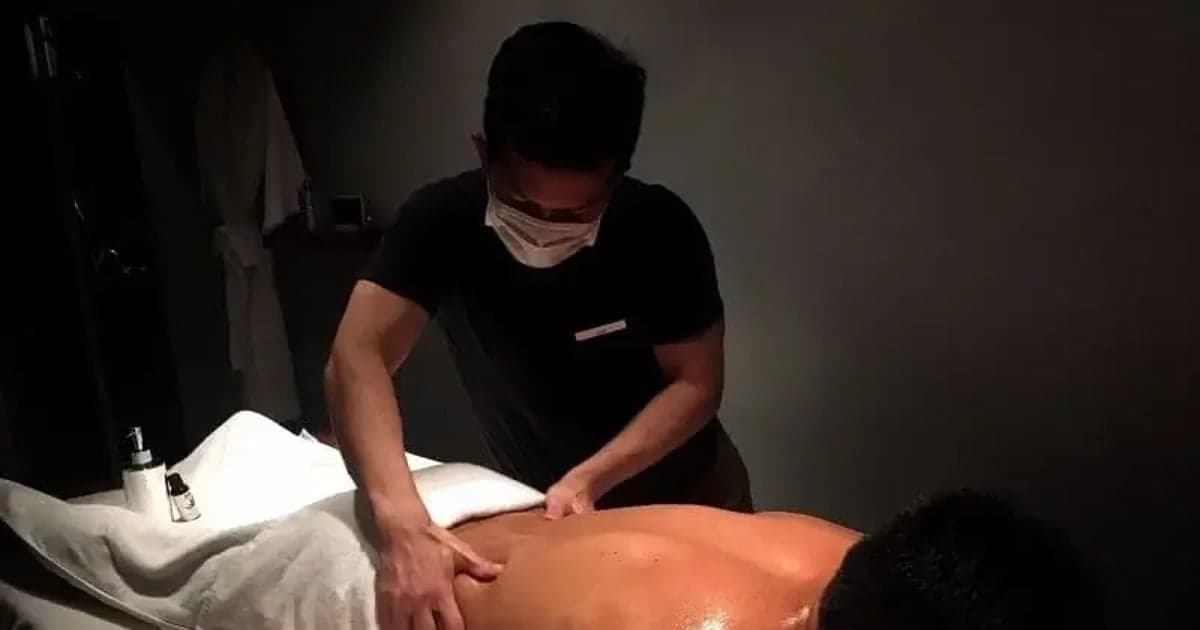 曼谷同志按摩